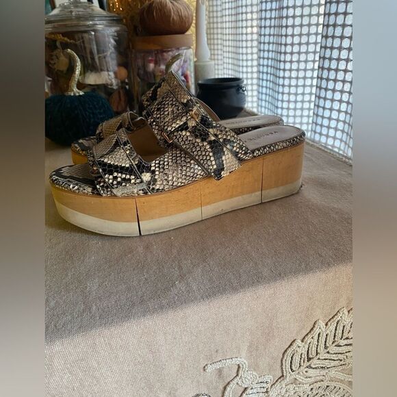 Veronica Beard animal print and platform sandals size 8 - Picture 7 of 12